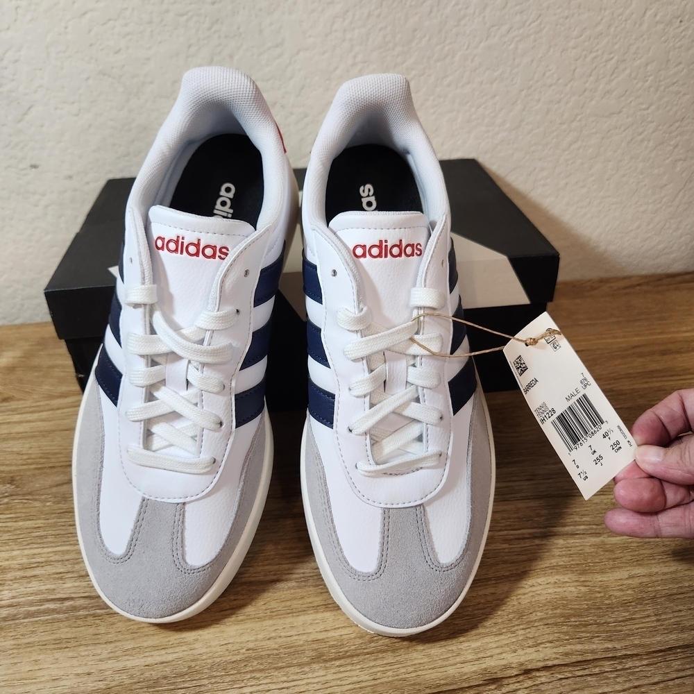 Adidas Men's 7 1/2 White/Black Sneakers IH1228 Berreda LYM029004 - Picture 2 of 7